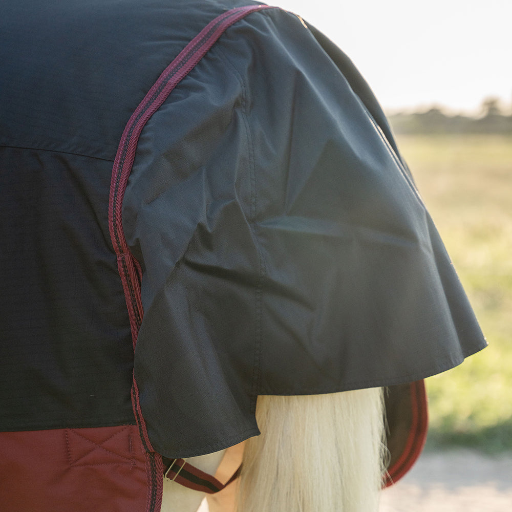 Deanna 600D 150g Turnout Rug
